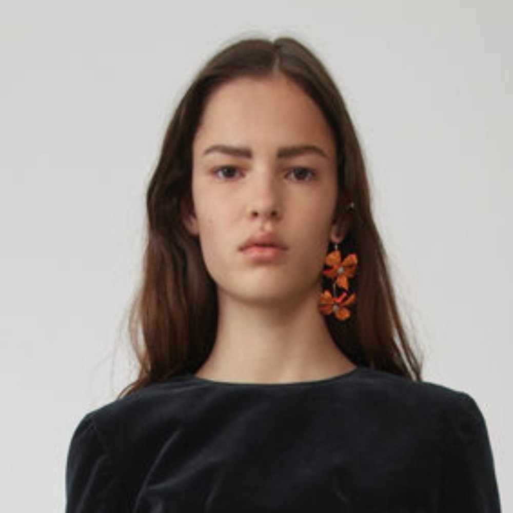 WANTED Acme Flower Earring RED